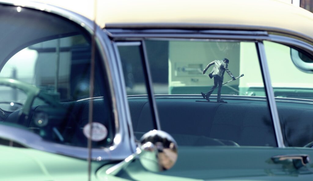 cadillac, elvis presley, dumpster rental